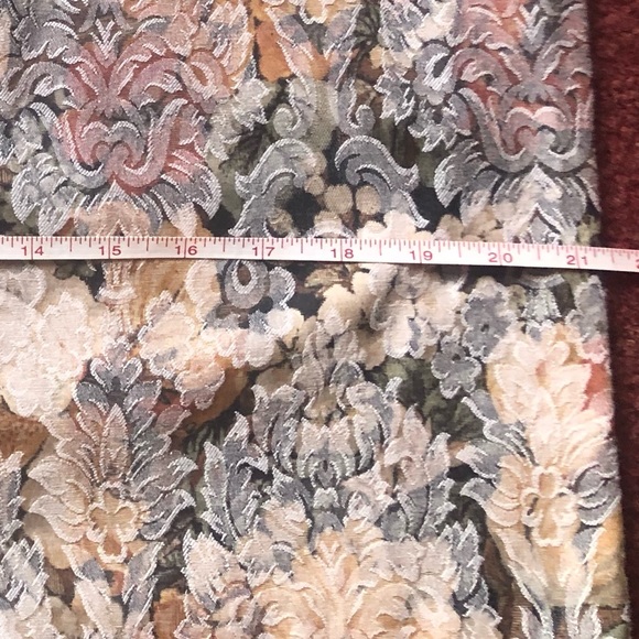 "EVIDENCE" PATTERN SKIRT - Picture 6 of 7